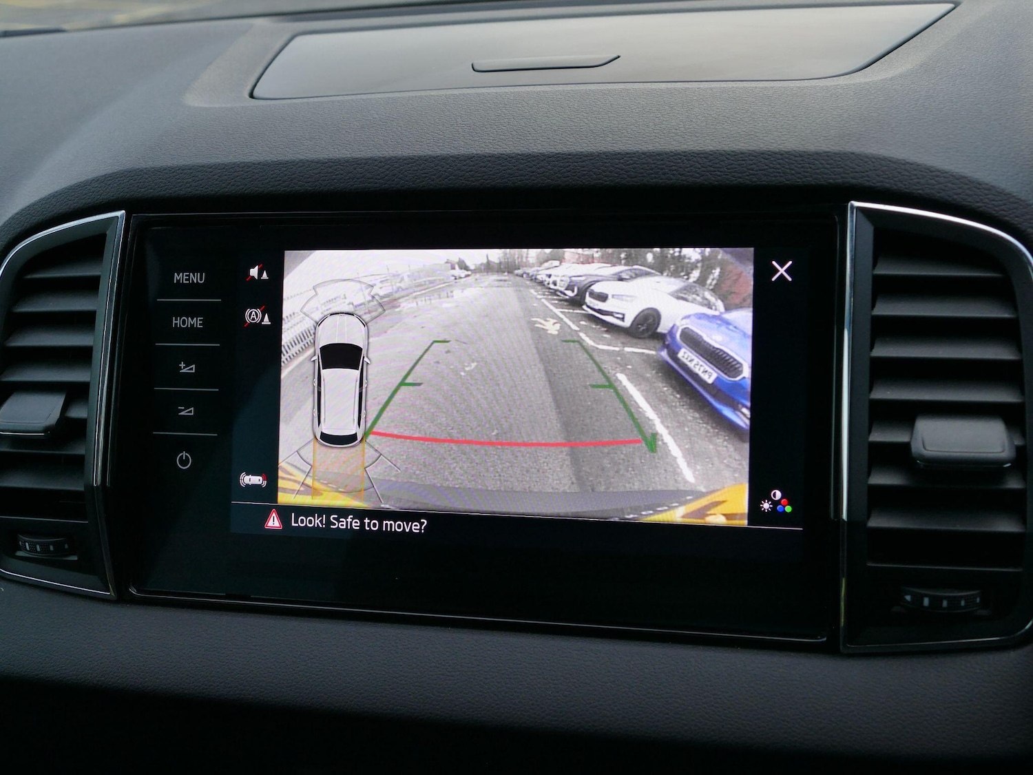 Used Skoda Karoq 2021 for sale - 77040247: Photo 28