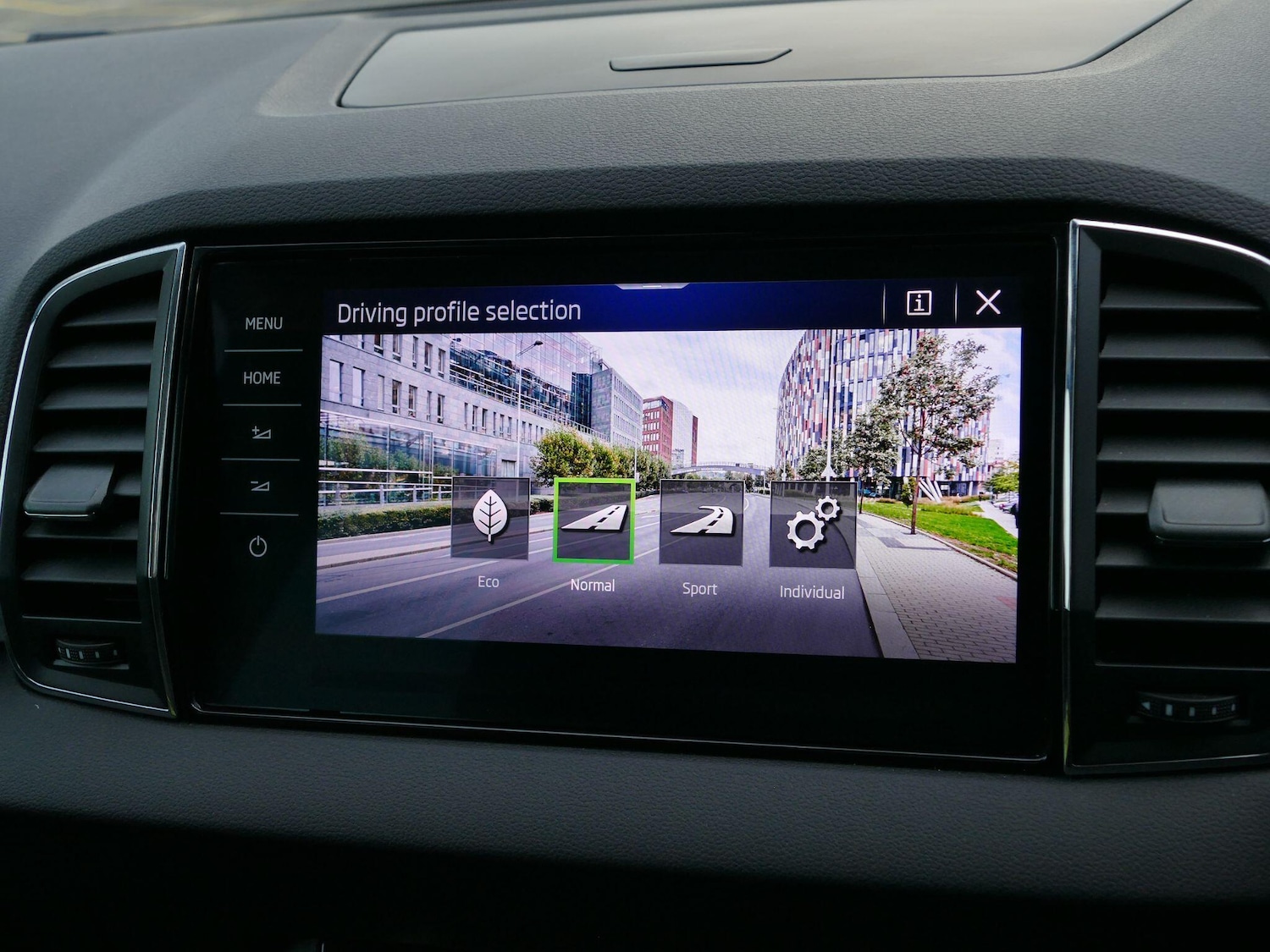 Used Skoda Karoq 2021 for sale - 77040247: Photo 32