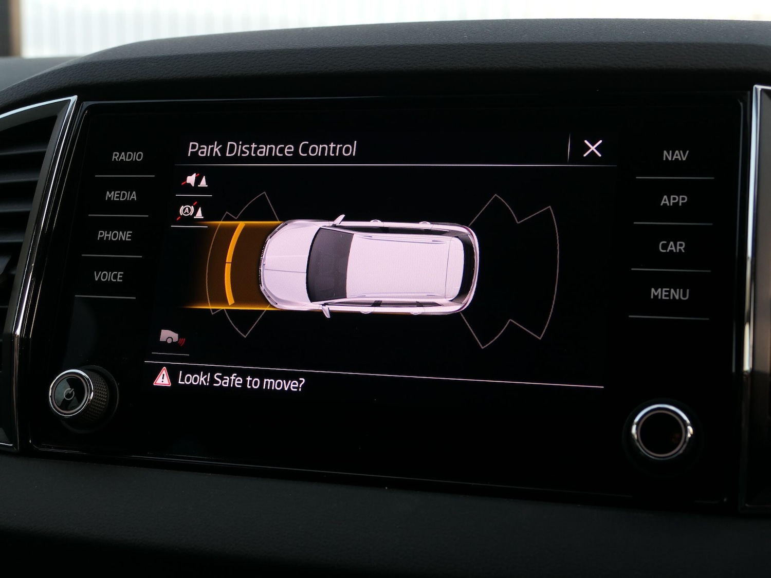 Used Skoda Karoq 2023 for sale - 76538357: Photo 30