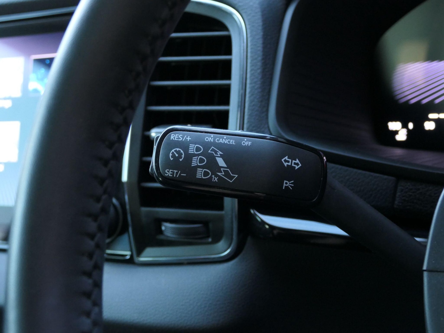 Used Skoda Karoq 2023 for sale - 76538357: Photo 31