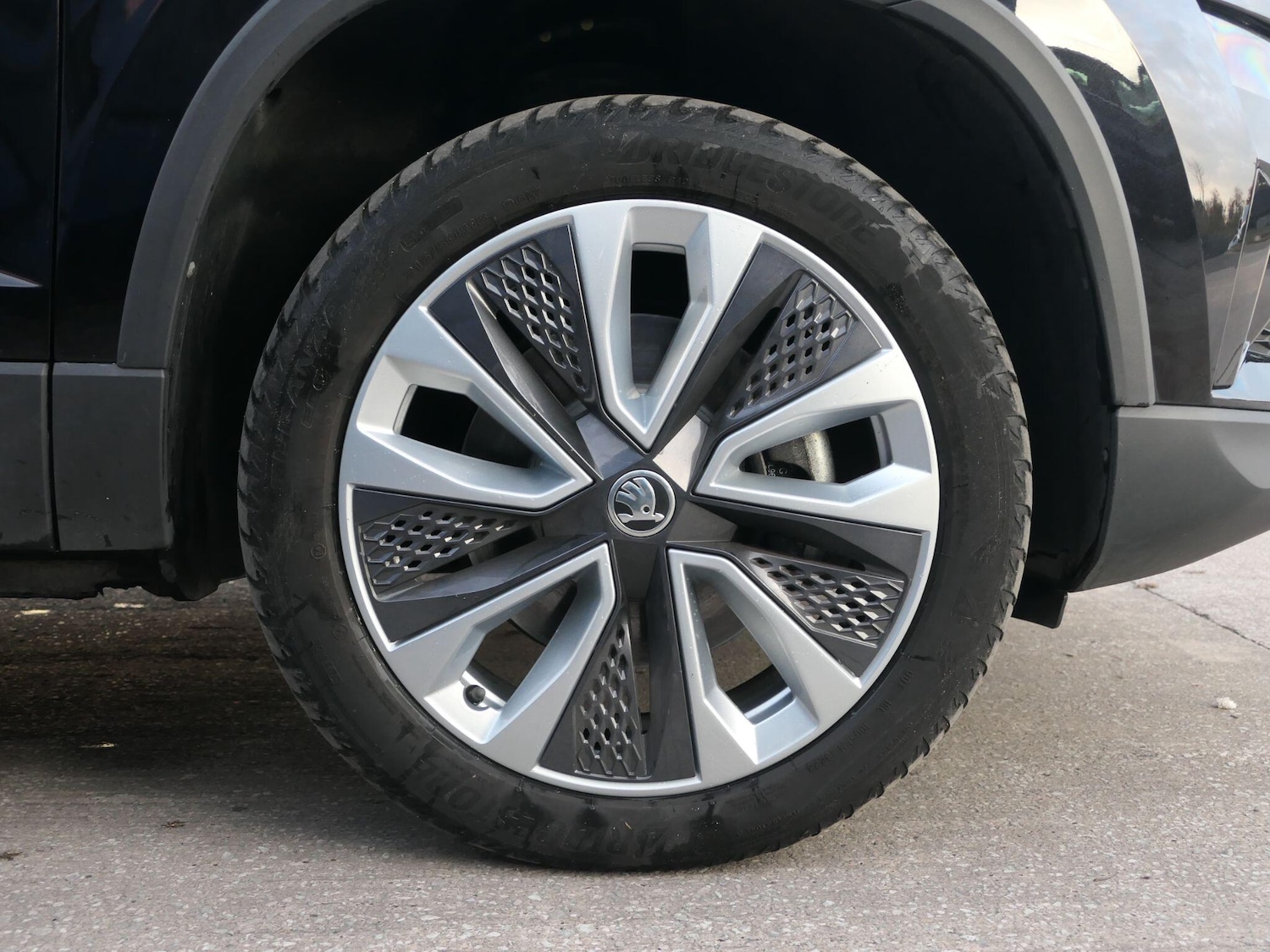 Used Skoda Karoq 2023 for sale - 76538357: Photo 32