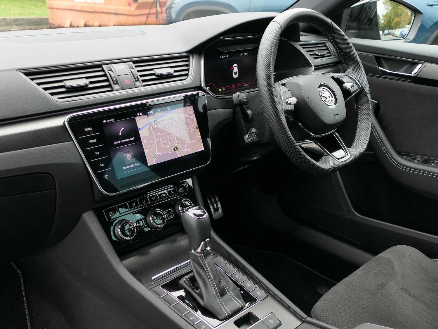 Used Skoda Superb 2023 for sale - 76359997: Photo 2