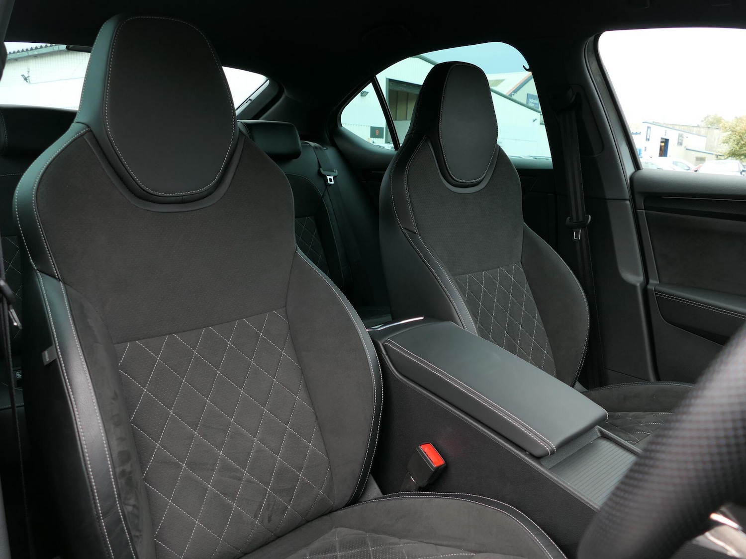 Used Skoda Superb 2023 for sale - 76359997: Photo 8