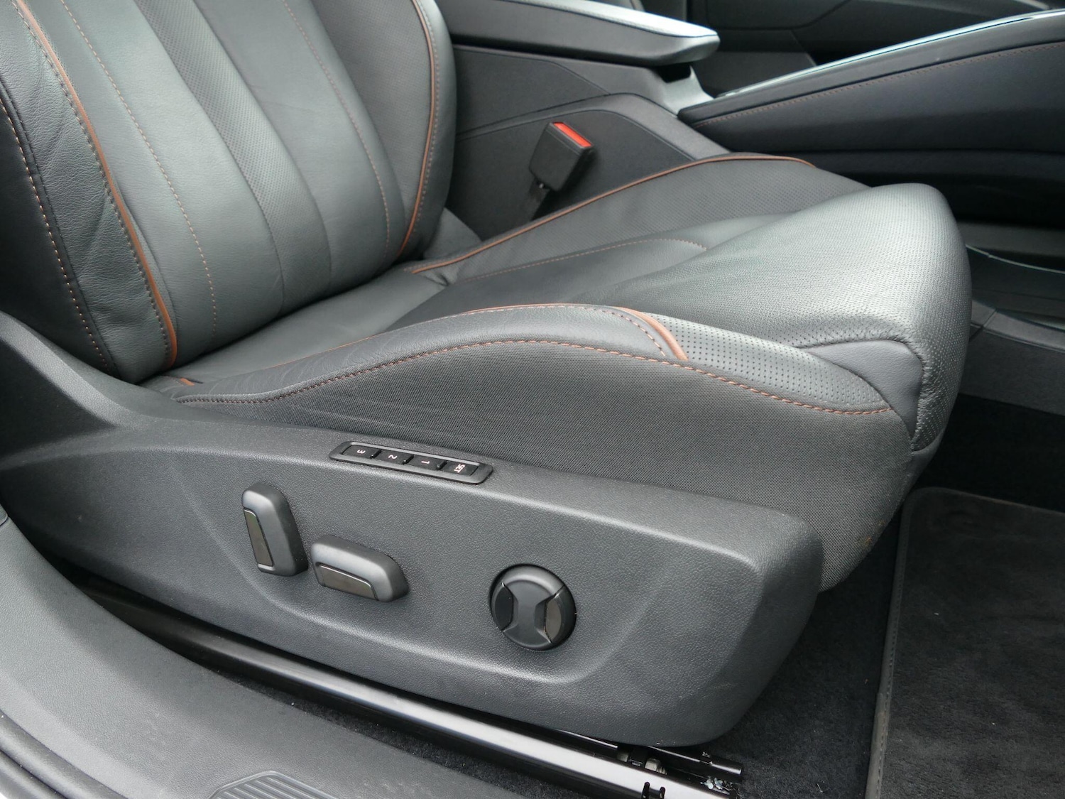 Used Skoda Enyaq 2023 for sale - 76538871: Photo 10