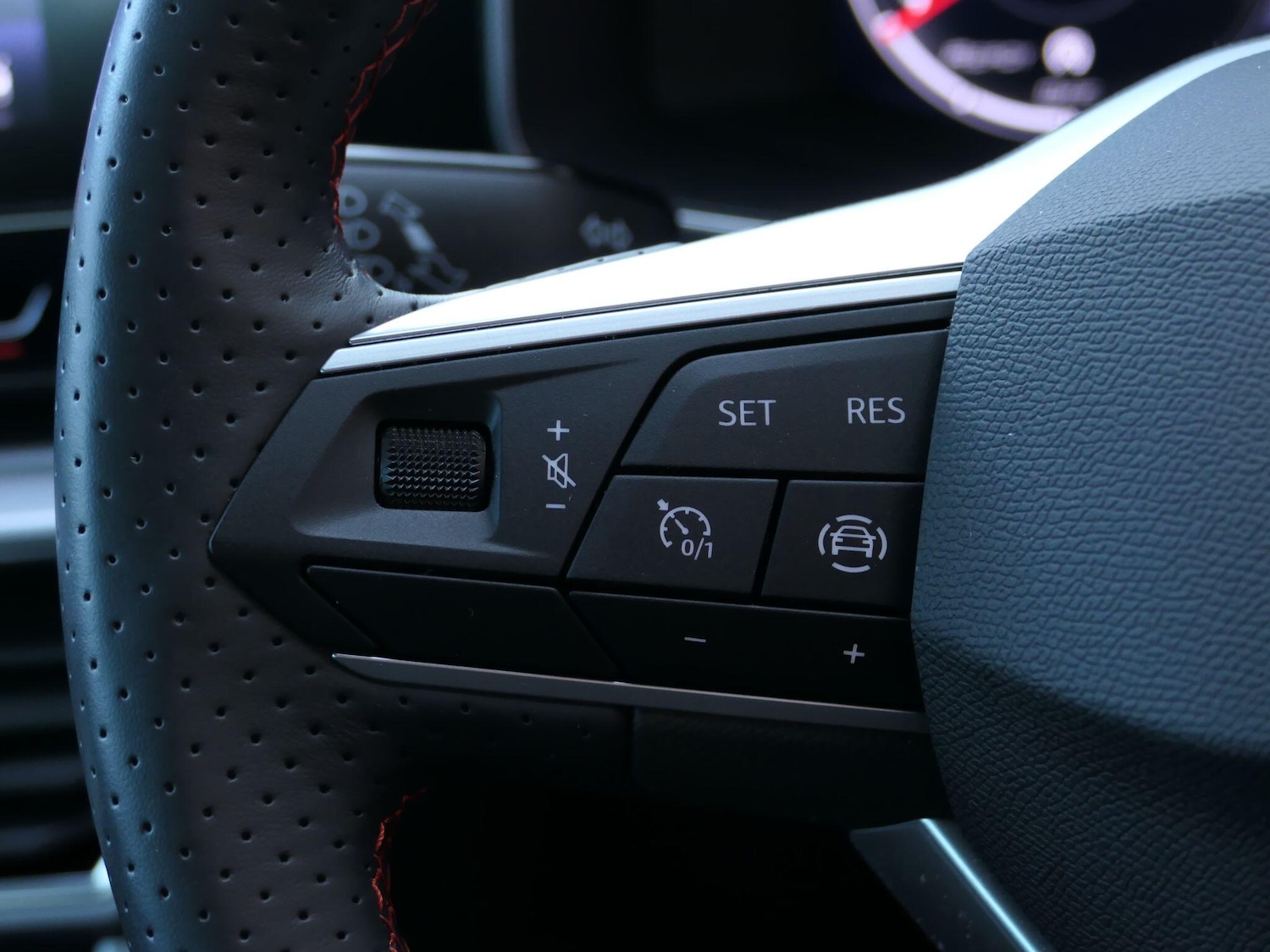 Used SEAT Leon 2023 for sale - 77216009: Photo 8