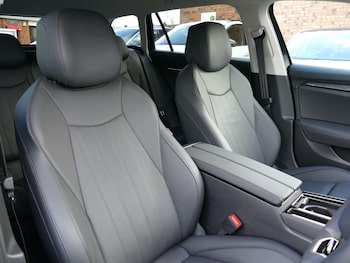 Used Skoda Superb 2025 for sale - 76899040: Photo