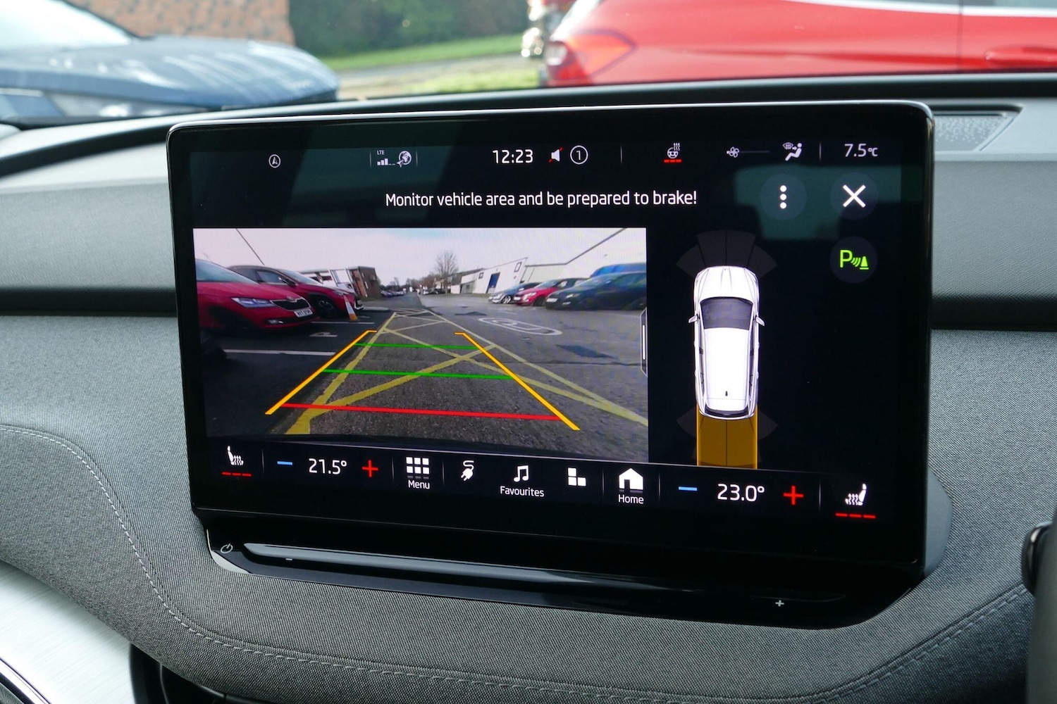 Used Skoda Enyaq 2023 for sale - 77016154: Photo 35