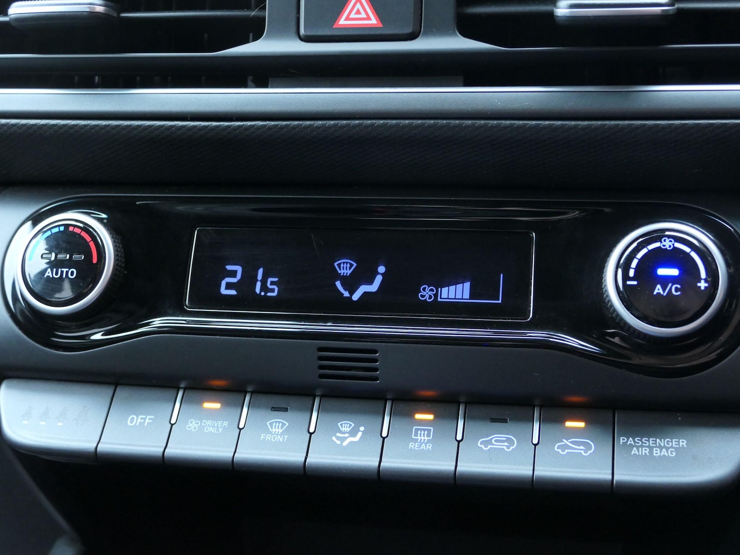 Used Hyundai KONA 2022 for sale - 77091923: Photo 11