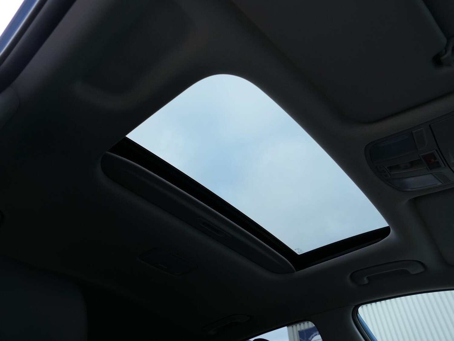 Used Hyundai KONA 2022 for sale - 77091923: Photo 25