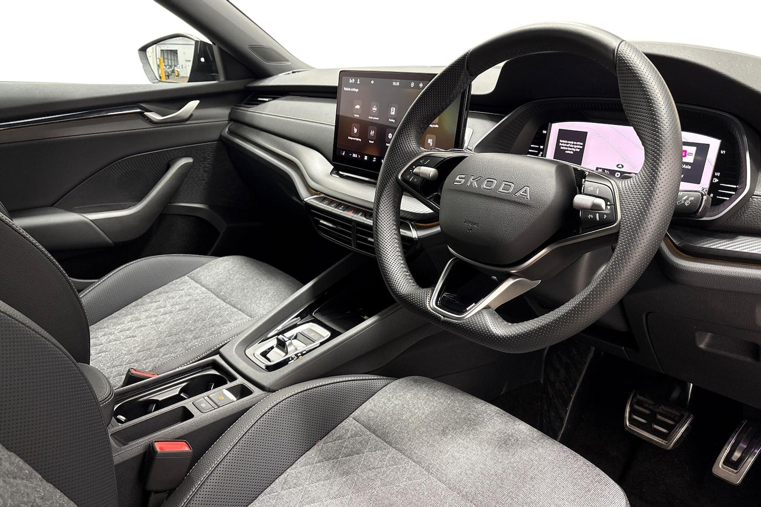 Used Skoda Octavia 2025 for sale - 76388841: Photo 9