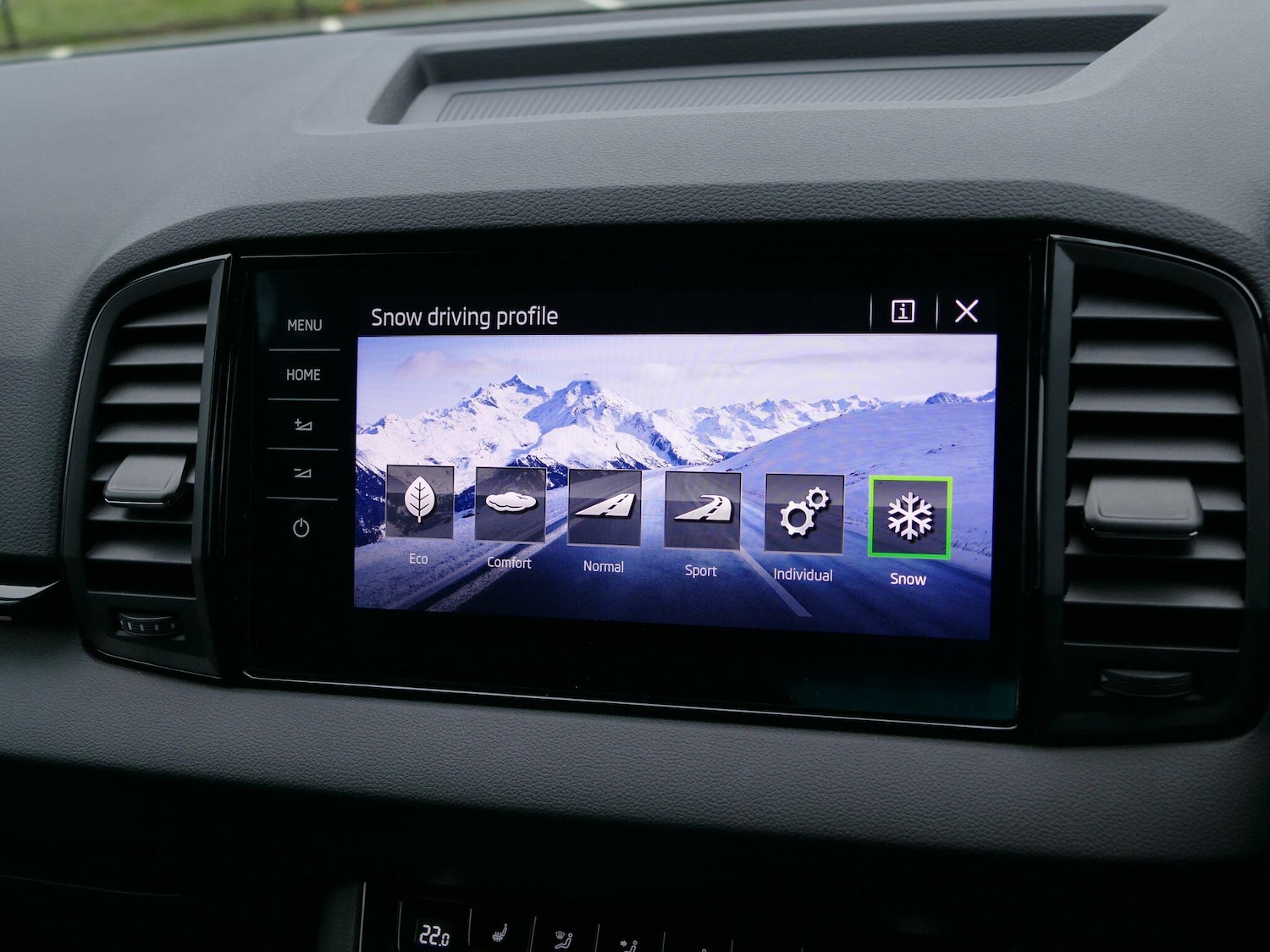 Used Skoda Karoq 2025 for sale - 76953372: Photo 34