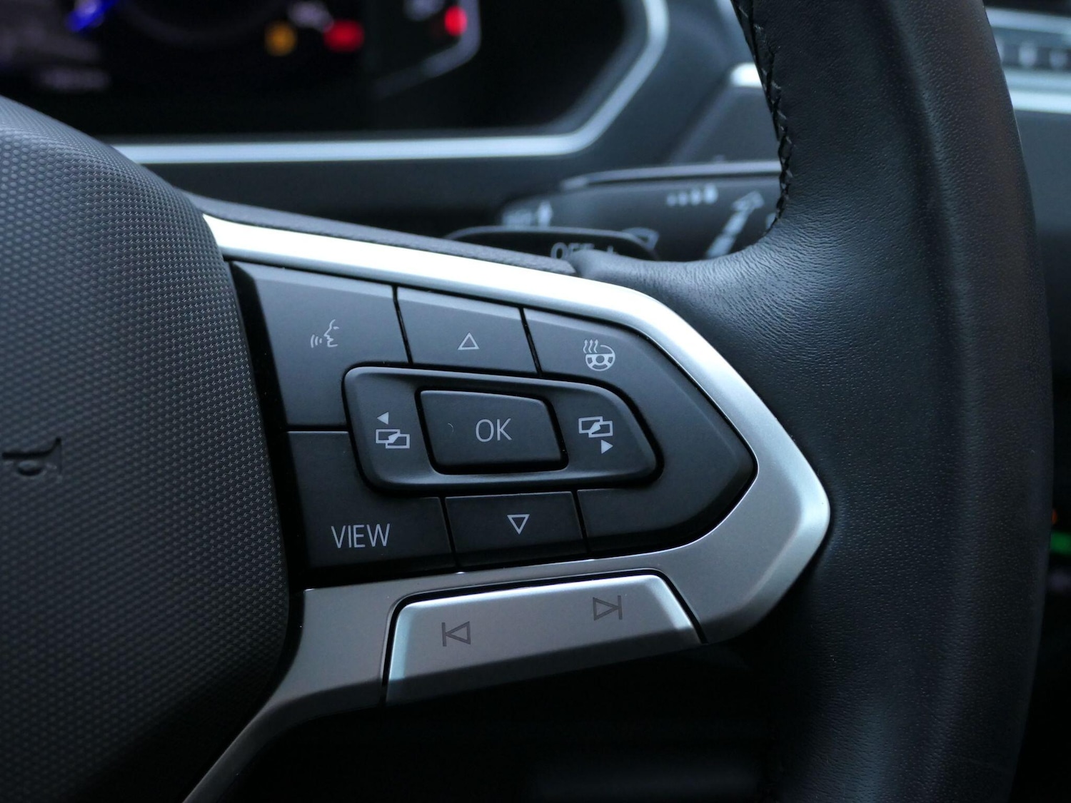 Used Volkswagen Tiguan 2023 for sale - 76993151: Photo 11