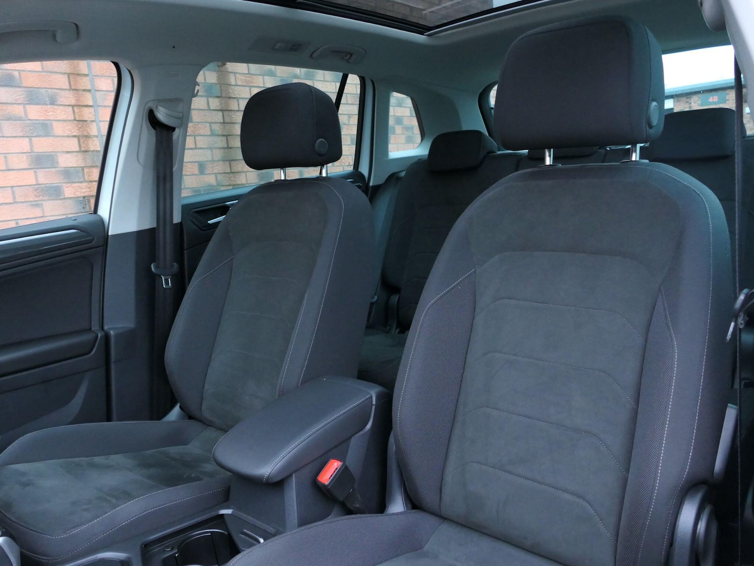 Used Volkswagen Tiguan 2023 for sale - 76993151: Photo 12