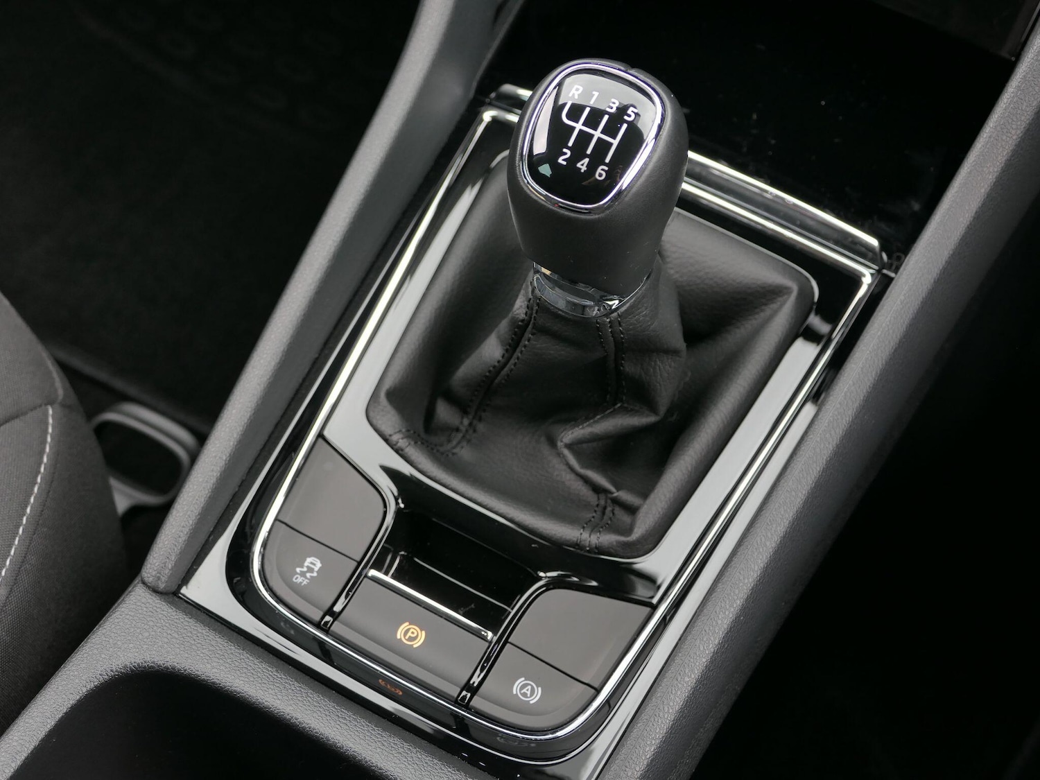 Used Skoda Karoq 2024 for sale - 76800843: Photo 11