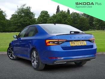 Used Skoda Superb 2022 for sale - 77267101: Photo