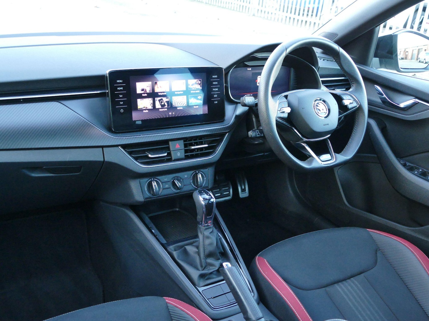 Used Skoda Scala 2023 for sale - 76607898: Photo 2