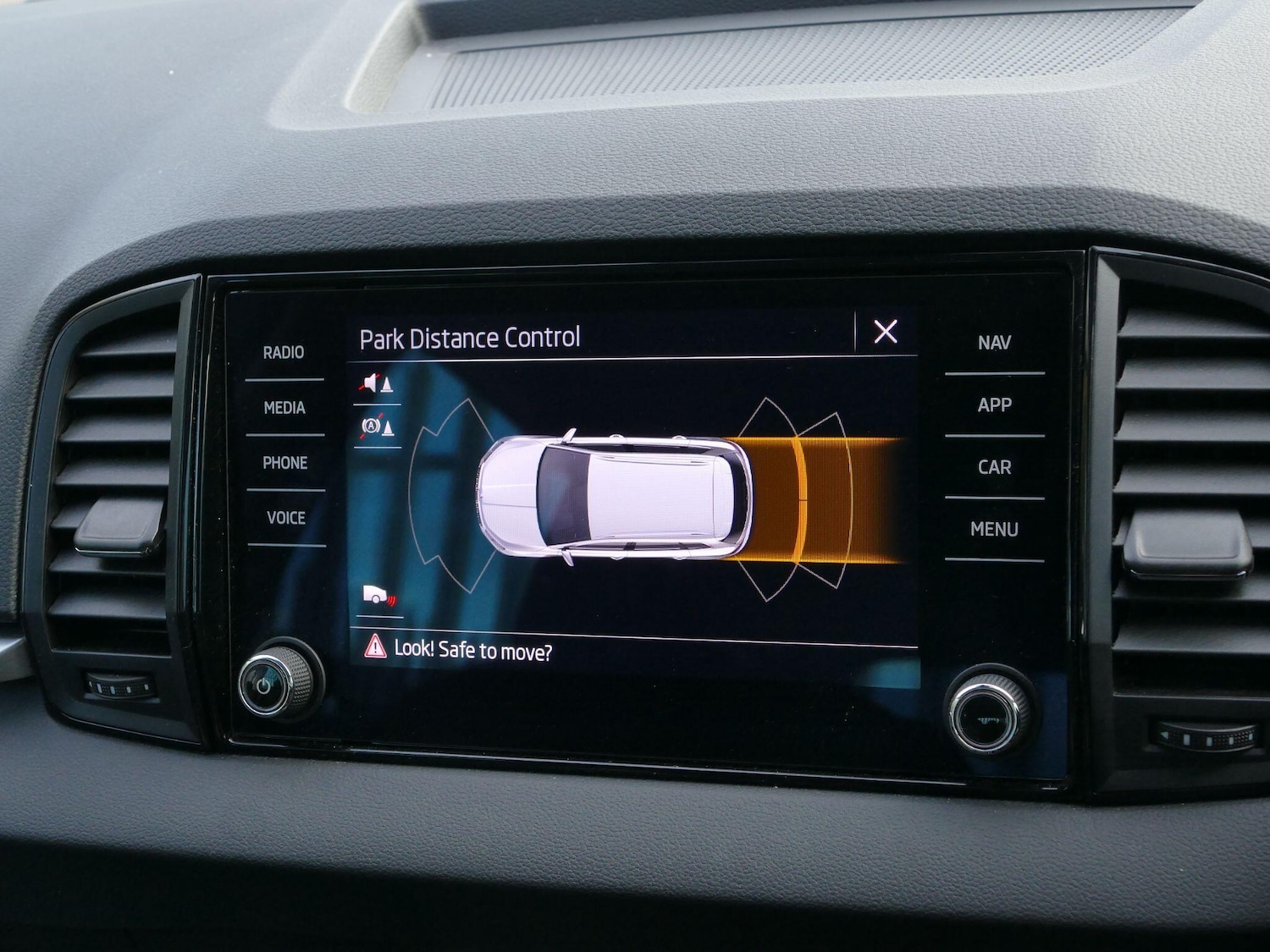 Used Skoda Karoq 2025 for sale - 76408401: Photo 28