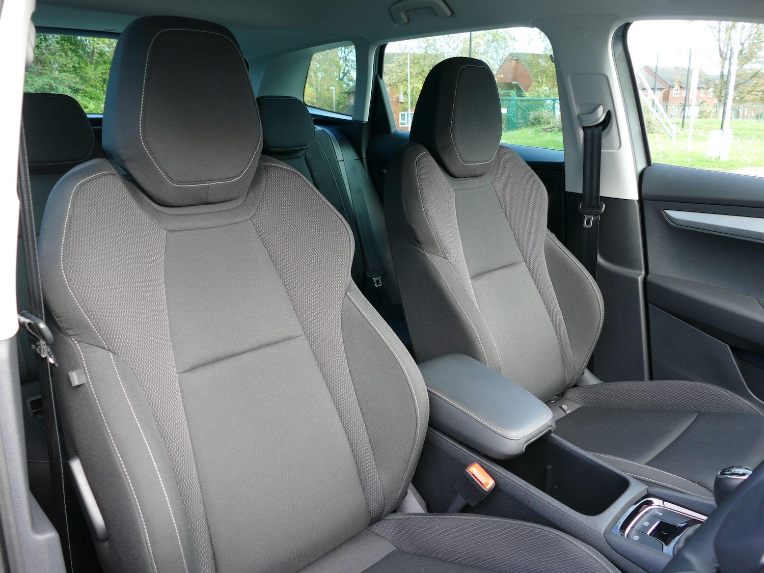 Used Skoda Karoq 2025 for sale - 76408401: Photo 8