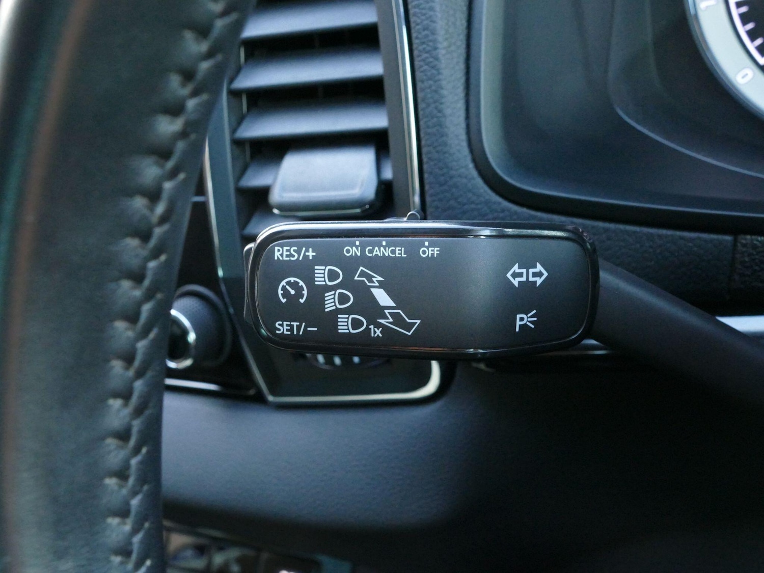 Used Skoda Karoq 2022 for sale - 76360066: Photo 30