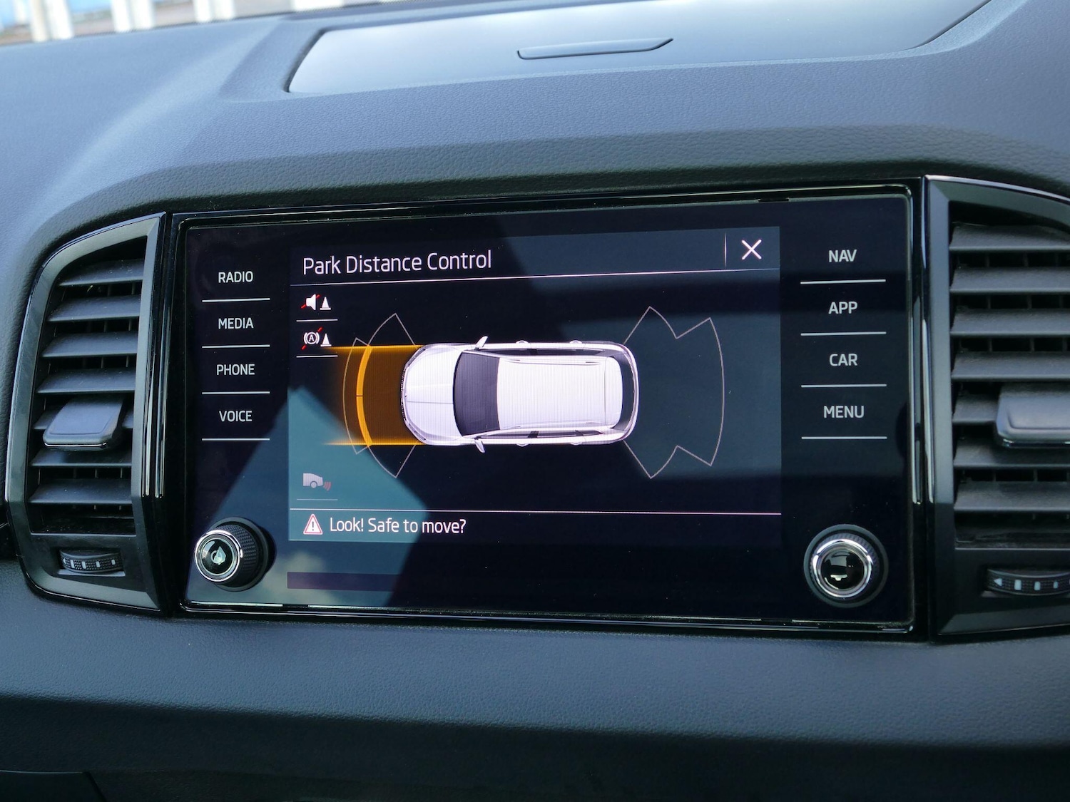 Used Skoda Karoq 2023 for sale - 77131986: Photo 19