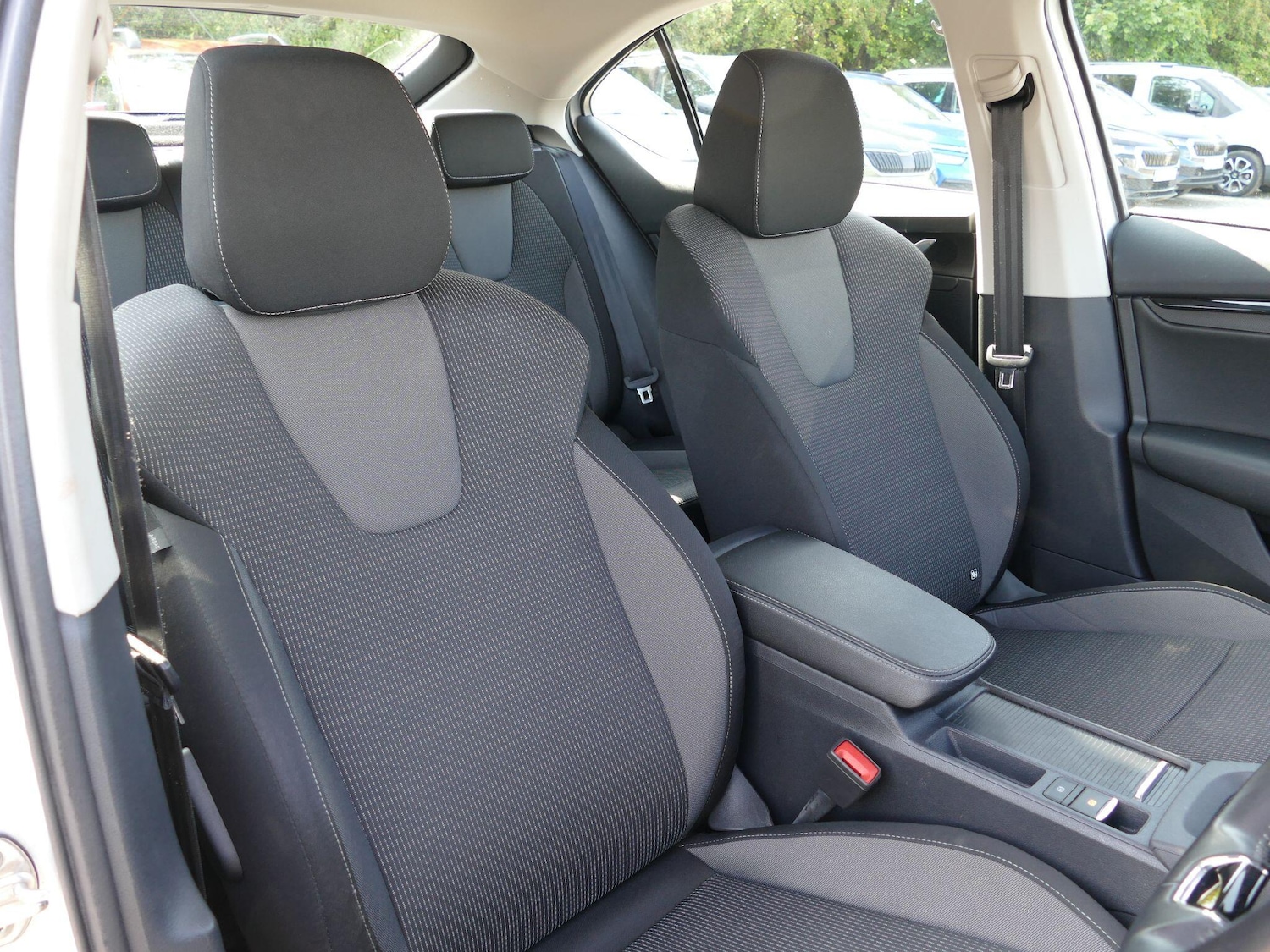 Used Skoda Octavia 2021 for sale - 76360544: Photo 4