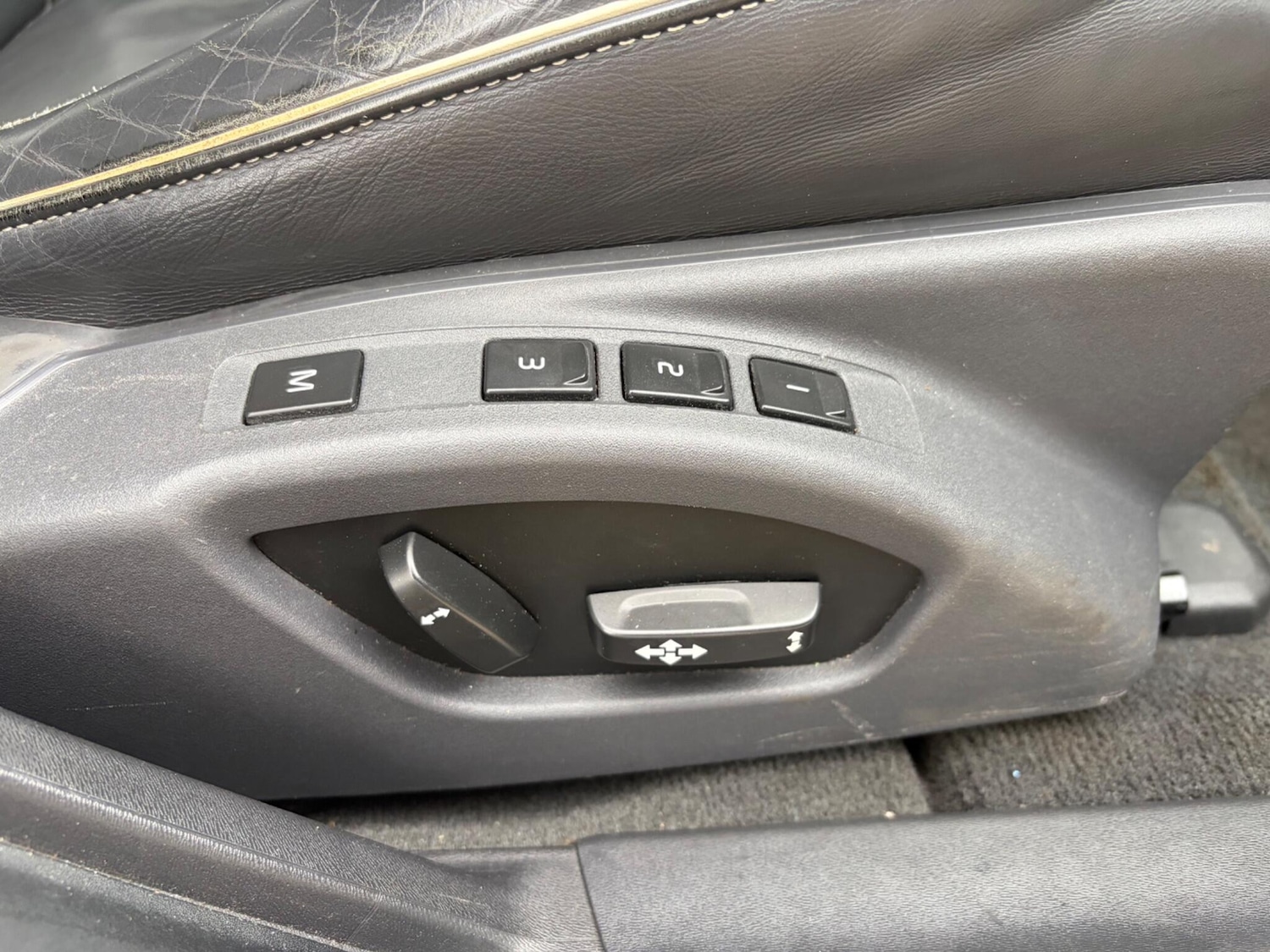 Used Volvo S60 2014 for sale - 77926019: Photo 11