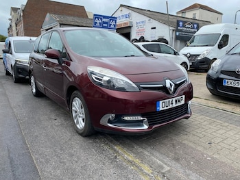 Used Renault Grand Scenic 2014 for sale - 79464444: Photo