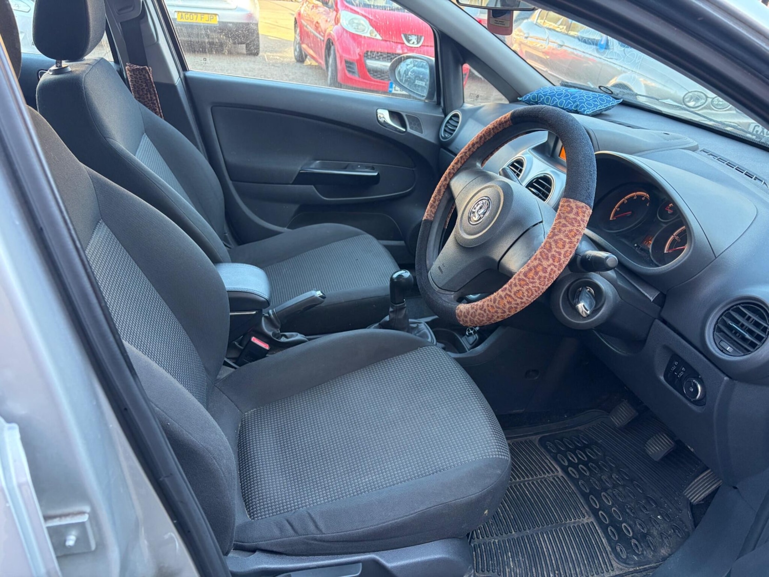 Used Vauxhall Corsa 2011 for sale - 77978113: Photo 9