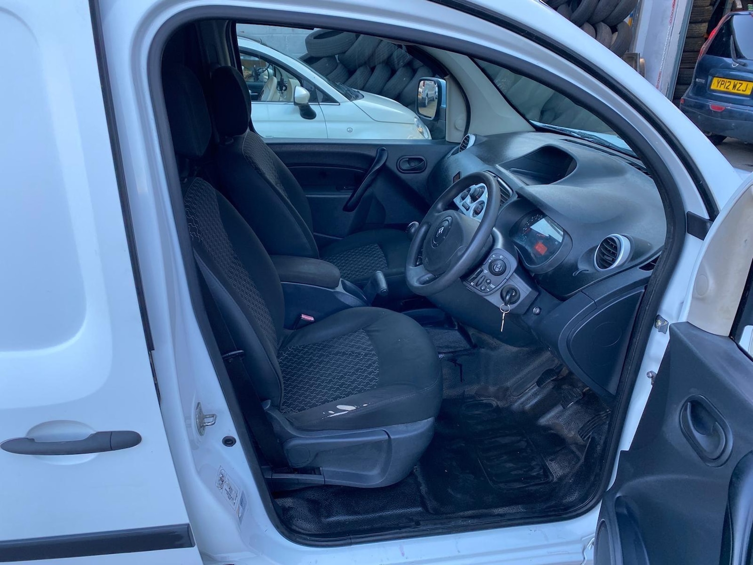 Used Renault Kangoo 2011 for sale - 77599072: Photo 9