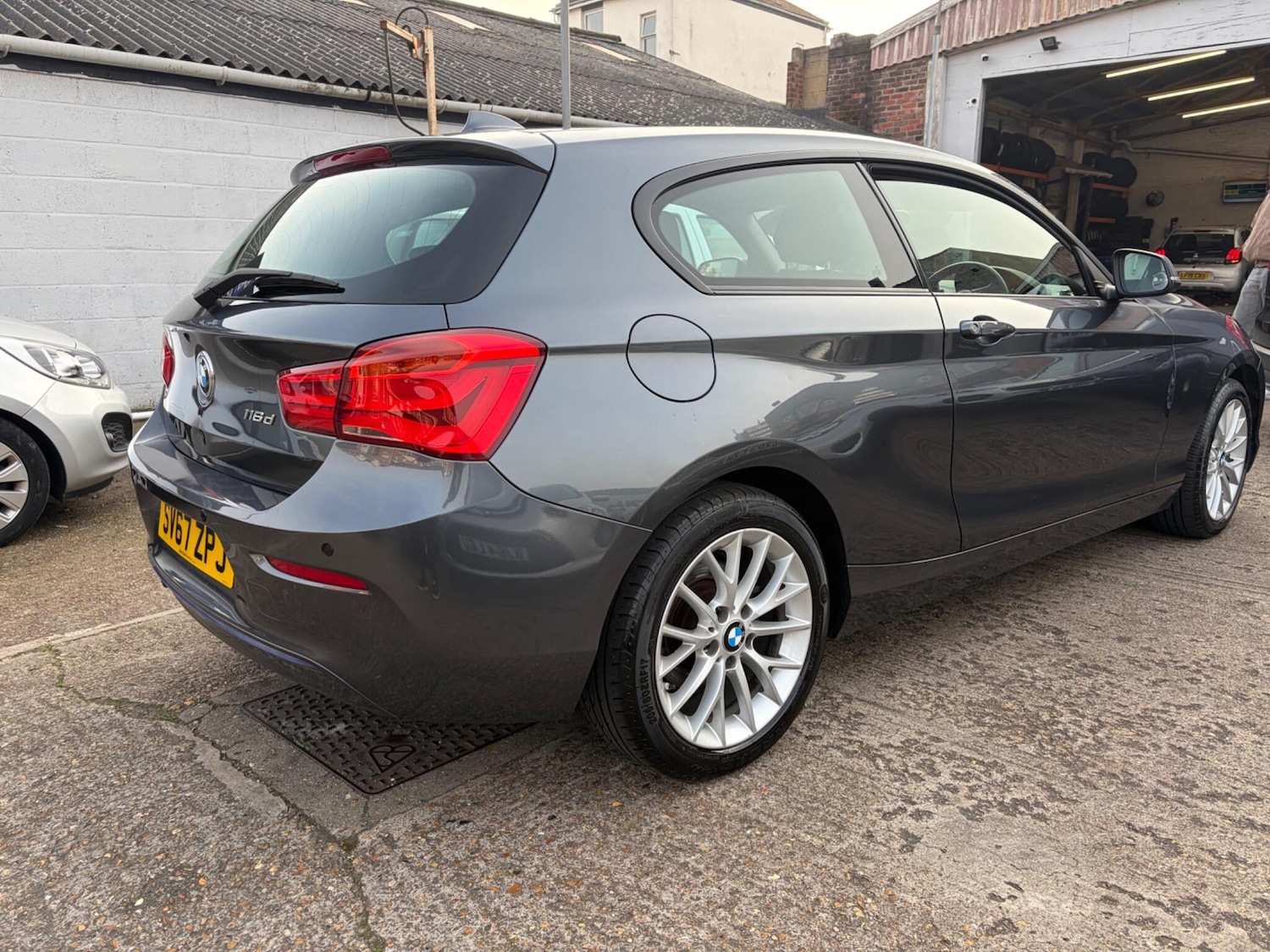 Used BMW 1 Series 2017 for sale - 78170510: Photo 3