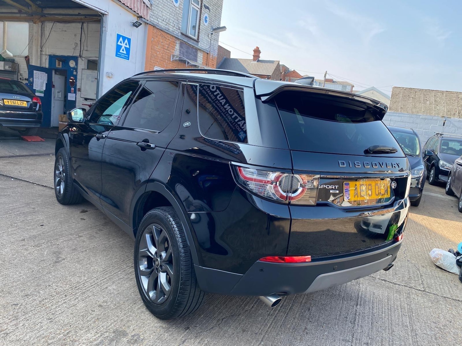 Used Land Rover Discovery Sport 2019 for sale - 77468665: Photo 3