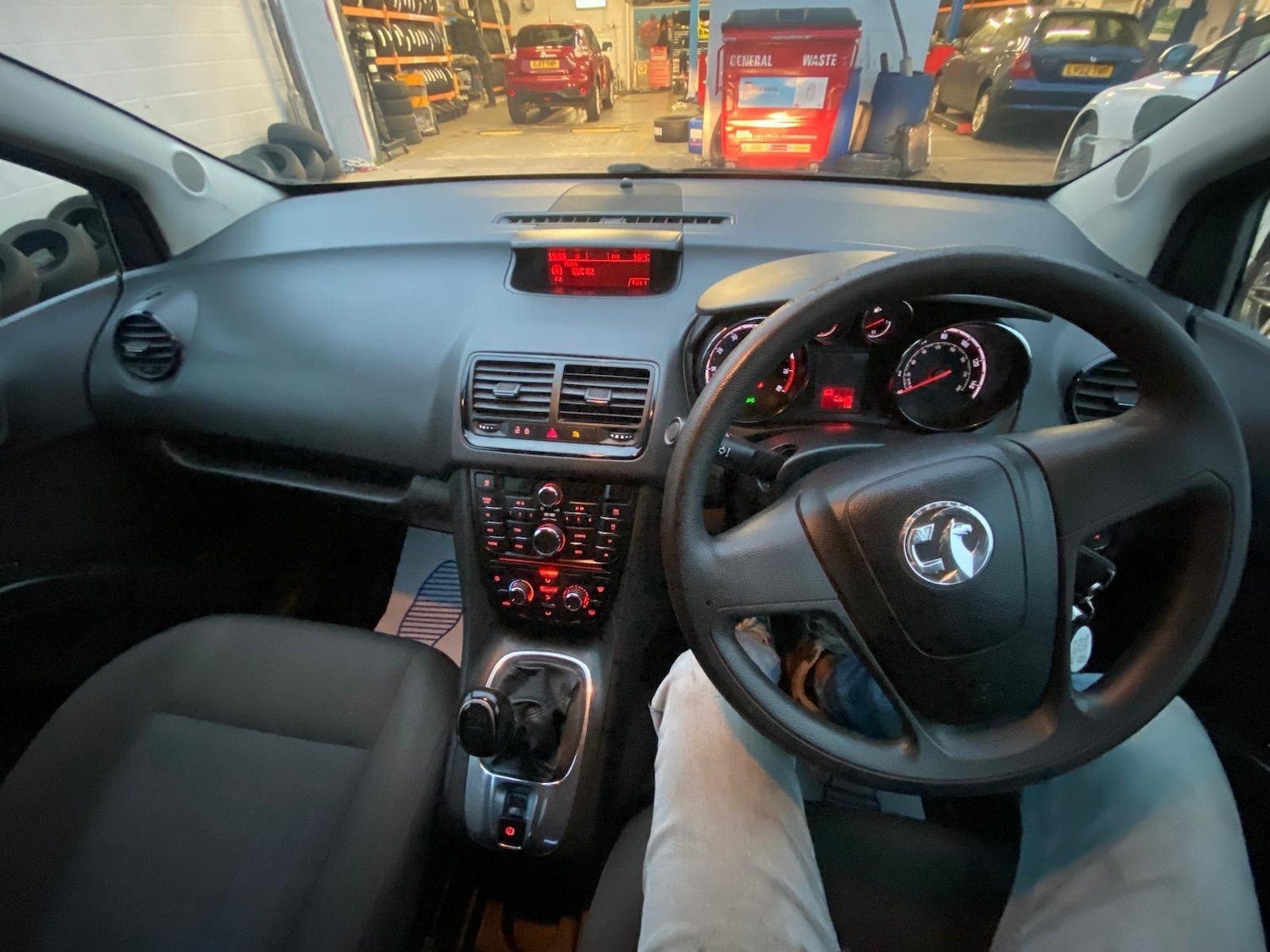 Used Vauxhall Meriva for sale - 77469018: Photo 5