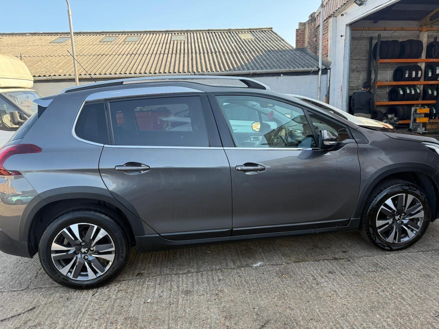 Used Peugeot 2008 2018 for sale - 77469404: Photo 3