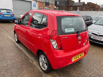 Used Hyundai i10 2010 for sale - 77468769: Photo