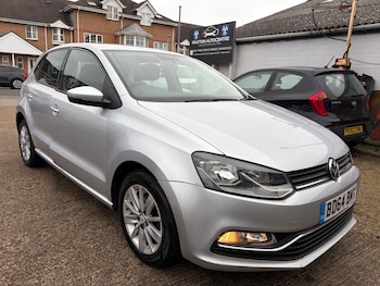 Used Volkswagen Polo 2014 for sale - 79132720: Photo