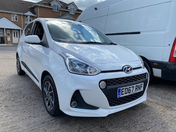 Used Hyundai i10 2017 for sale - 79349365: Photo