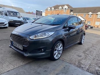 Used Ford Fiesta 2015 for sale - 79820277: Photo