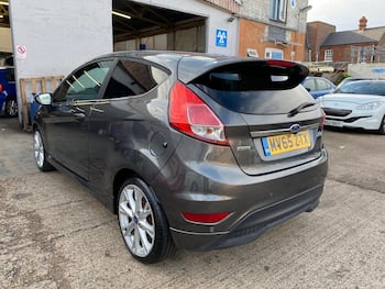 Used Ford Fiesta 2015 for sale - 79820277: Photo
