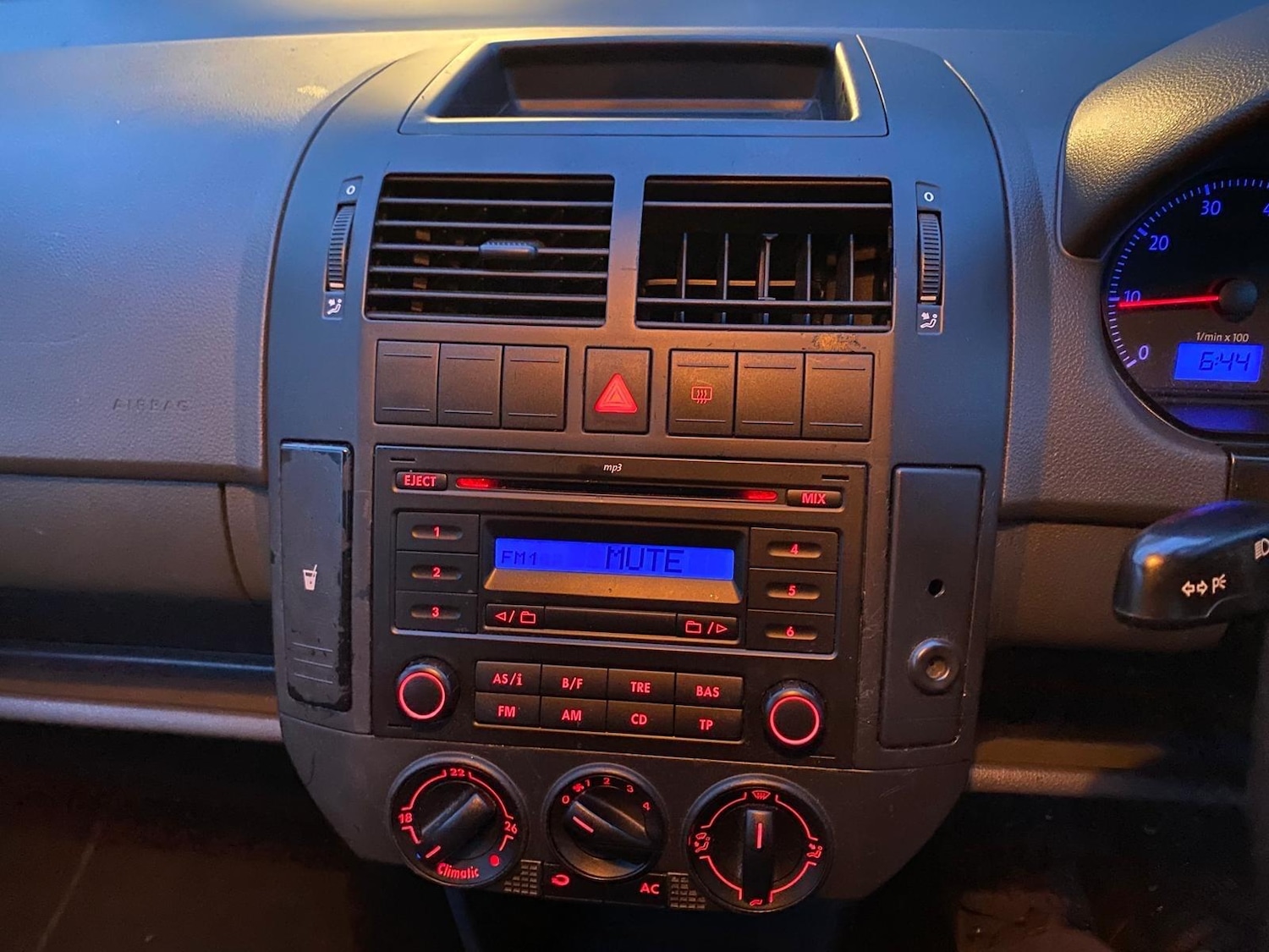 Used Volkswagen Polo 2008 for sale - 77469069: Photo 7