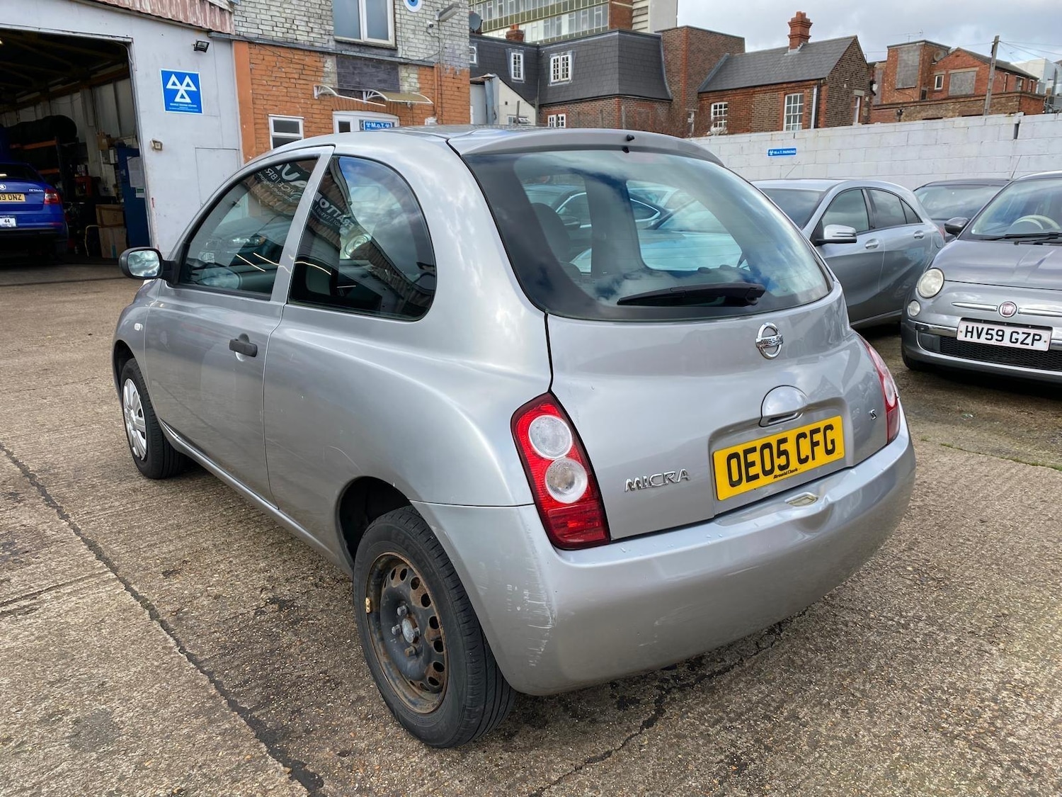 Used Nissan Micra 2005 for sale - 77573748: Photo 2
