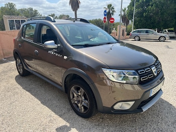 Used Dacia Sandero Stepway 2017 for sale - 78915554: Photo