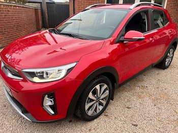 Used Kia Stonic 2023 for sale - 78266811: Photo