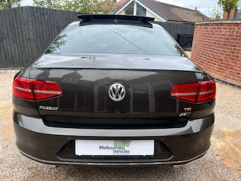 Used Volkswagen Passat 2016 for sale - 79559728: Photo