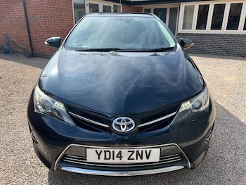 Used Toyota Auris 2014 for sale - 79055456: Photo