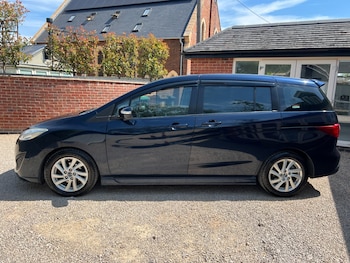 Used Mazda Mazda5 2015 for sale - 79137937: Photo