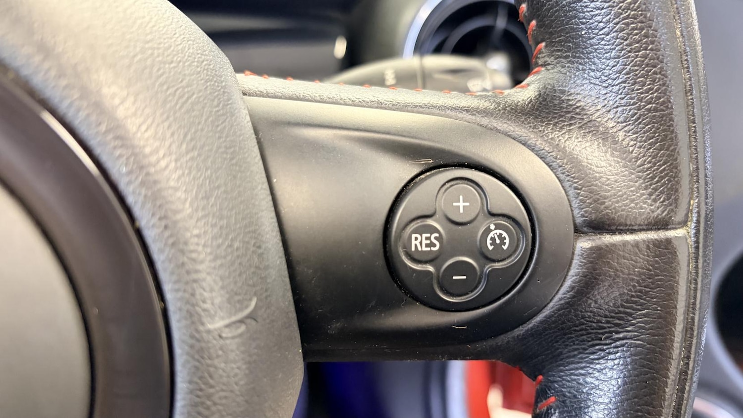 Used MINI Roadster 2014 for sale - 77915647: Photo 22