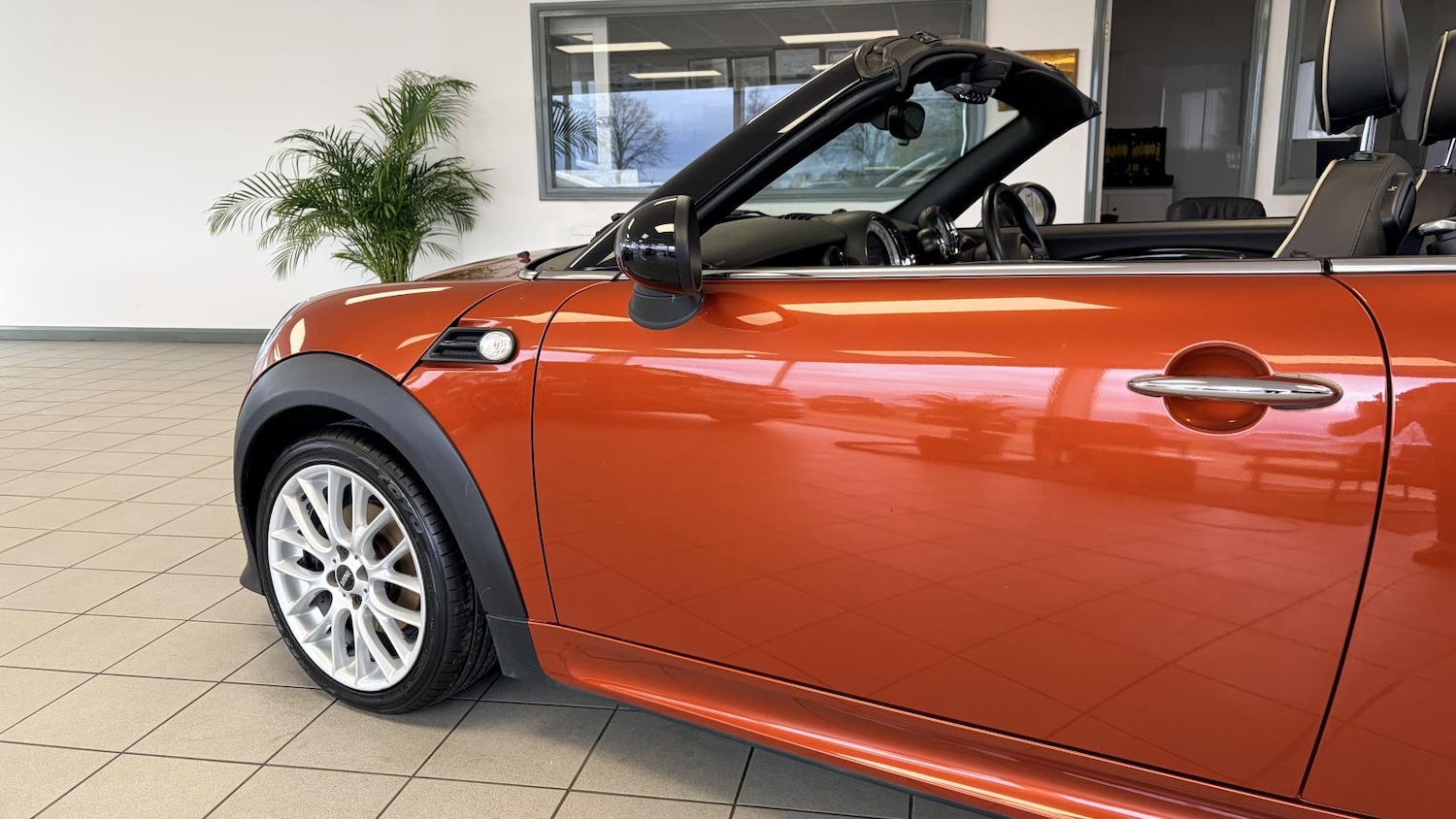Used MINI Roadster 2014 for sale - 77915647: Photo 3