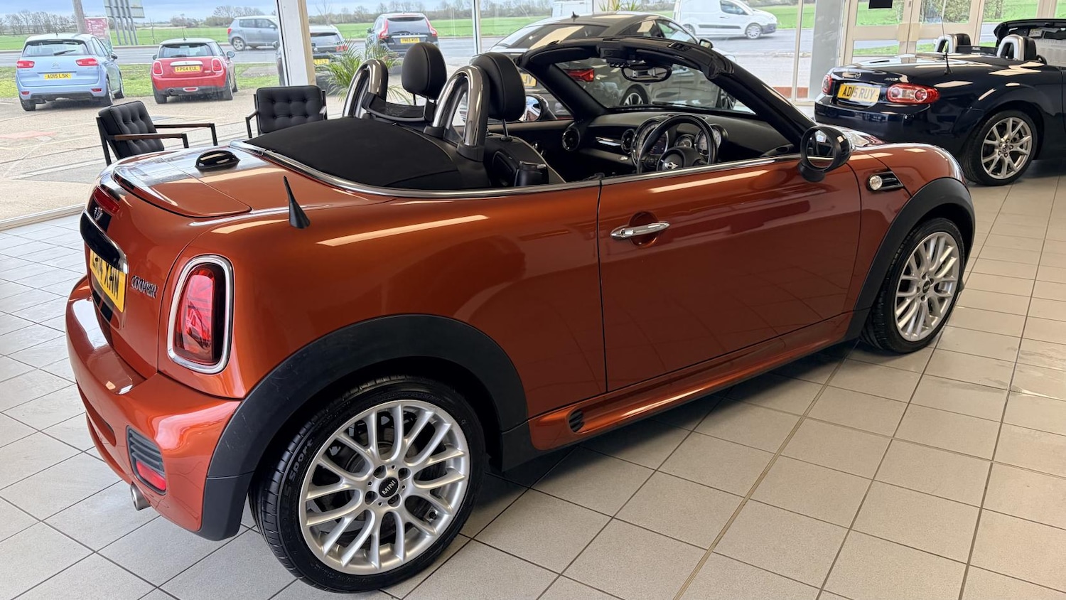 Used MINI Roadster 2014 for sale - 77915647: Photo 7