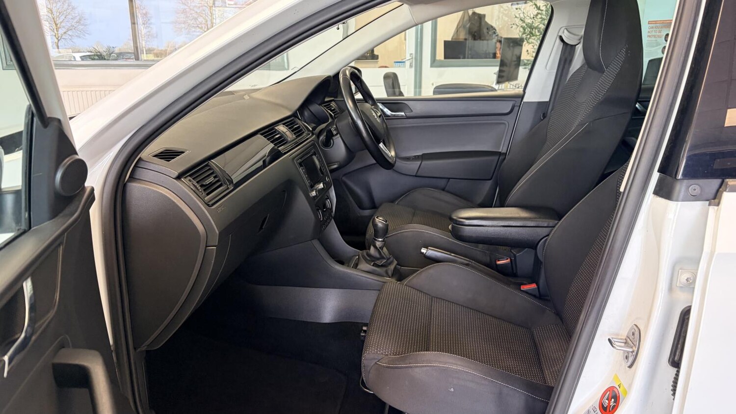 Used Skoda Rapid Spaceback 2014 for sale - 77691088: Photo 25