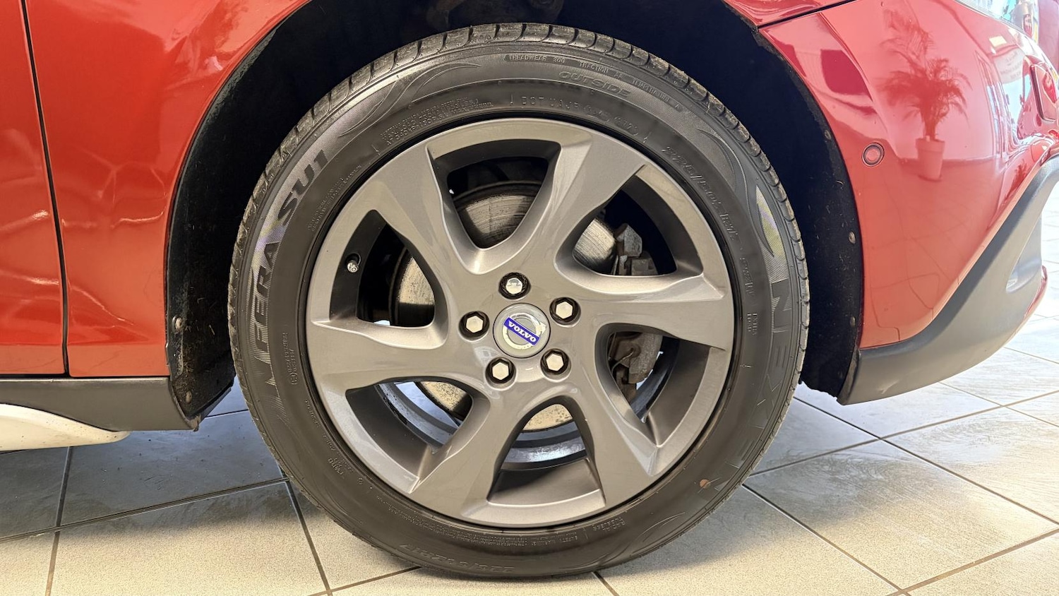 Used Volvo V40 2012 for sale - 77804027: Photo 10